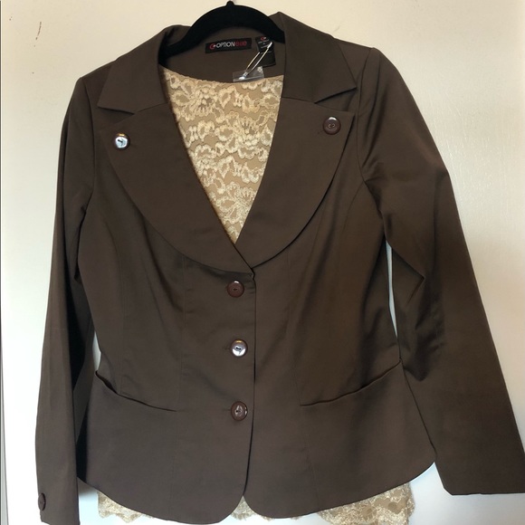 Vintage two piece brown skirt suit that can transition from corporate to dressy. - Picture 3 of 16